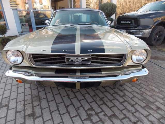 Ford Mustang V8 mit Wertgutachten