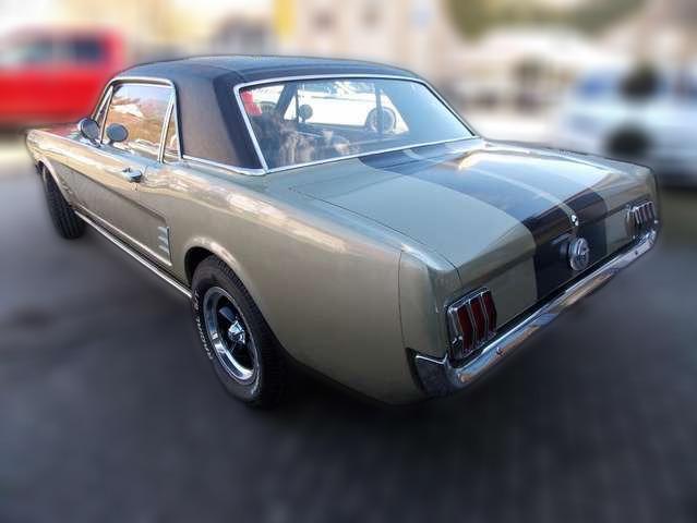 Ford Mustang V8 mit Wertgutachten