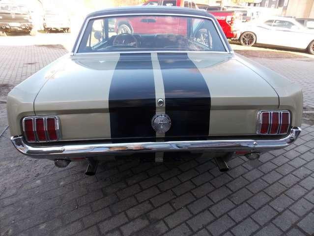 Ford Mustang V8 mit Wertgutachten