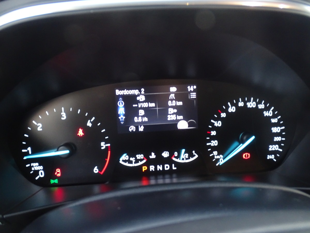 Ford Focus 1.5 EcoBlue Turnier Titanium Automatik