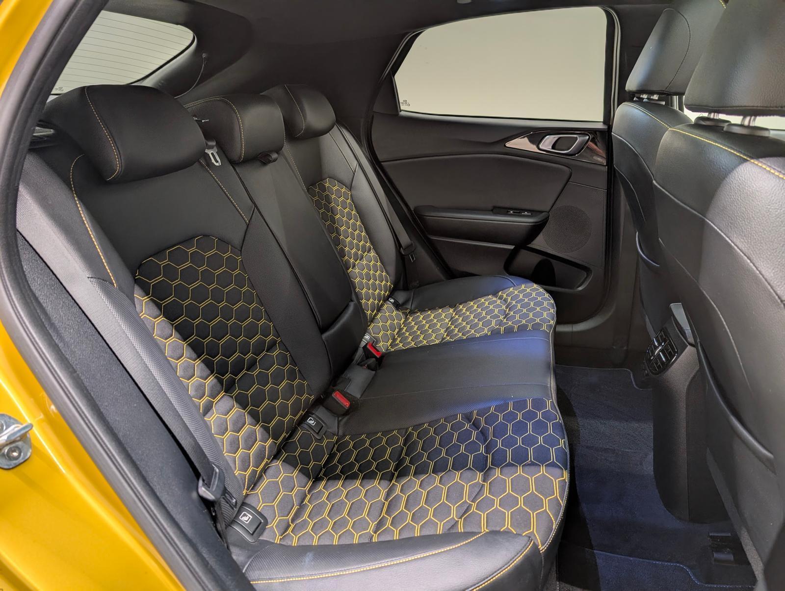 Kia XCeed Launch Ed. LED/Navi/JBL/SHZ/Pano/AHK/18-LM