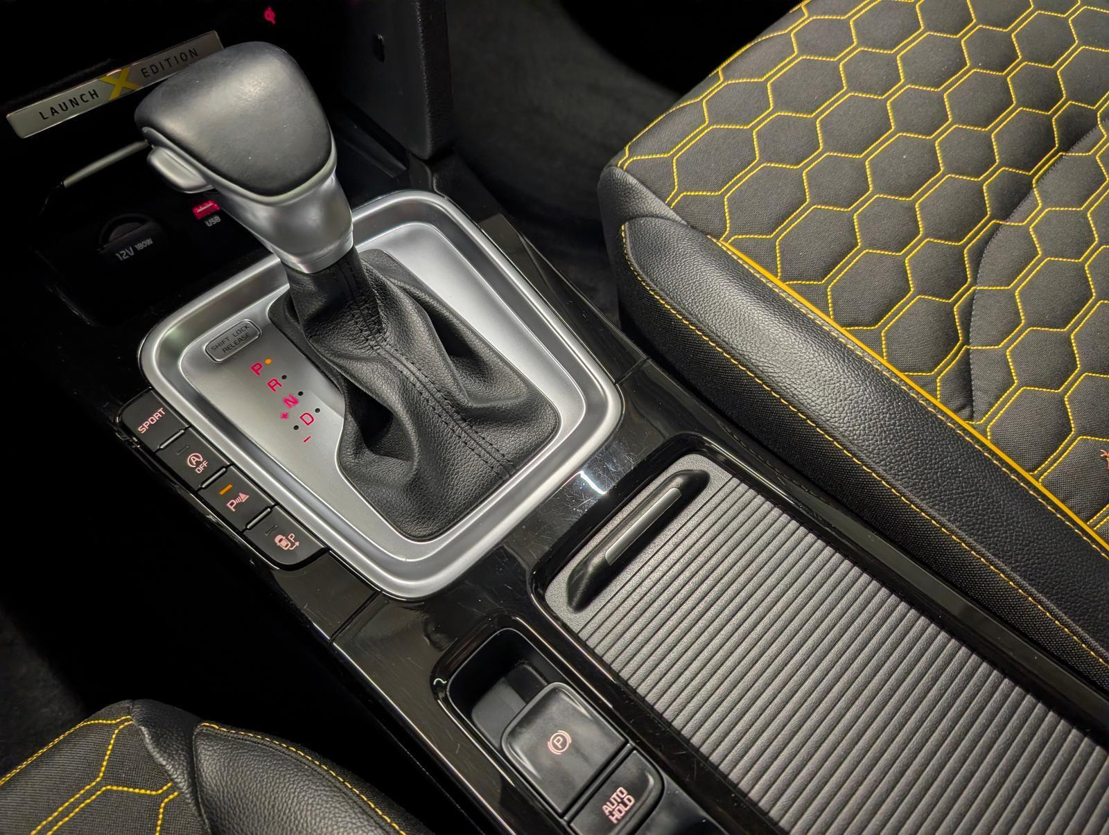 Kia XCeed Launch Ed. LED/Navi/JBL/SHZ/Pano/AHK/18-LM