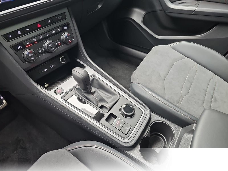 Cupra Ateca 1.5 TSI DSG NAVI LED ACC PANO EL.HECKKLAPPE WINTER