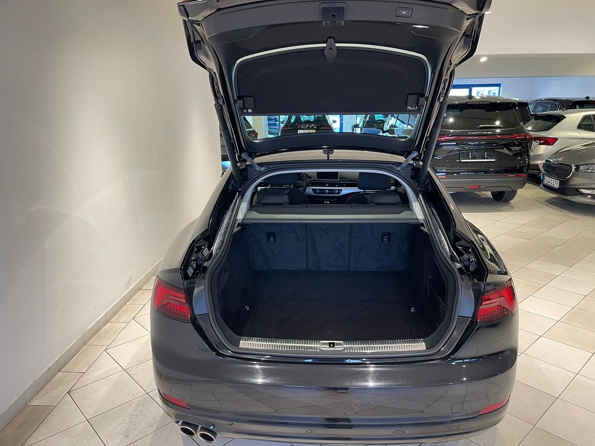 Audi A5 2.0TDI AHK APP NAVI SHZ PDC V+H