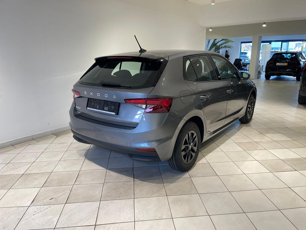Skoda Fabia 1.0MPI 130Jahre 5J.Garantie APP LED SHZ Kamera