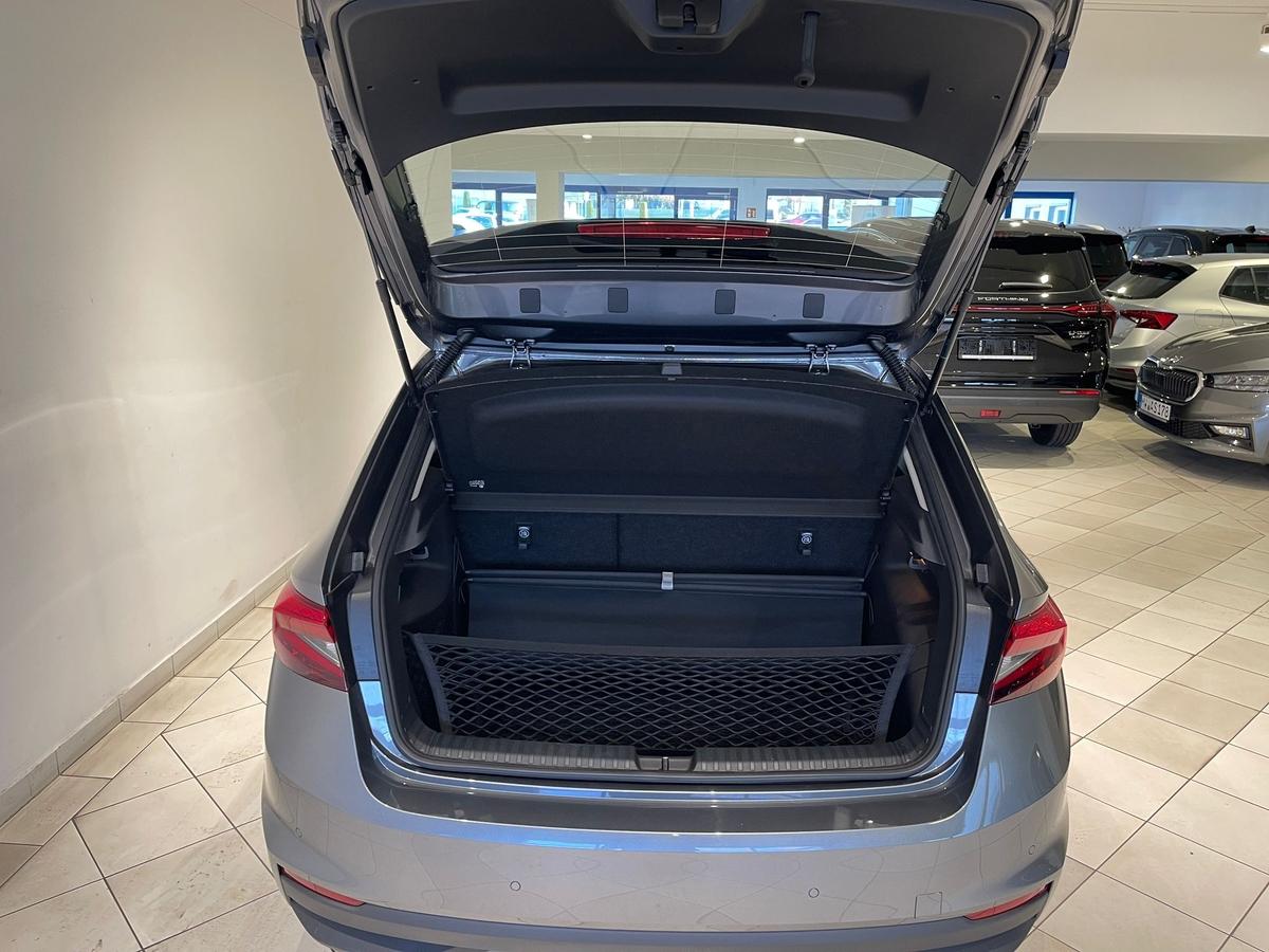 Skoda Fabia 1.0MPI 130Jahre 5J.Garantie APP LED SHZ Kamera
