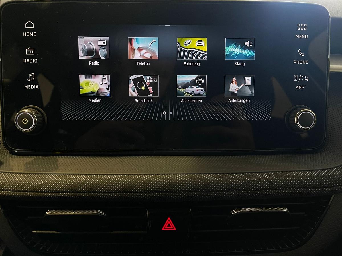 Skoda Fabia 1.0MPI 130Jahre 5J.Garantie APP LED SHZ Kamera