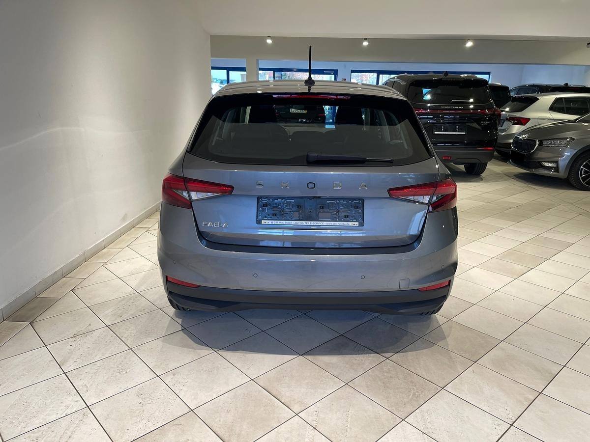 Skoda Fabia 1.0MPI 130Jahre 5J.Garantie APP LED SHZ Kamera