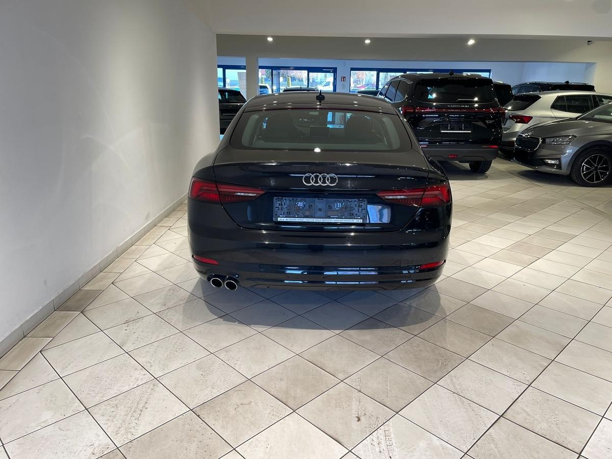 Audi A5 2.0TDI AHK APP NAVI SHZ PDC V+H