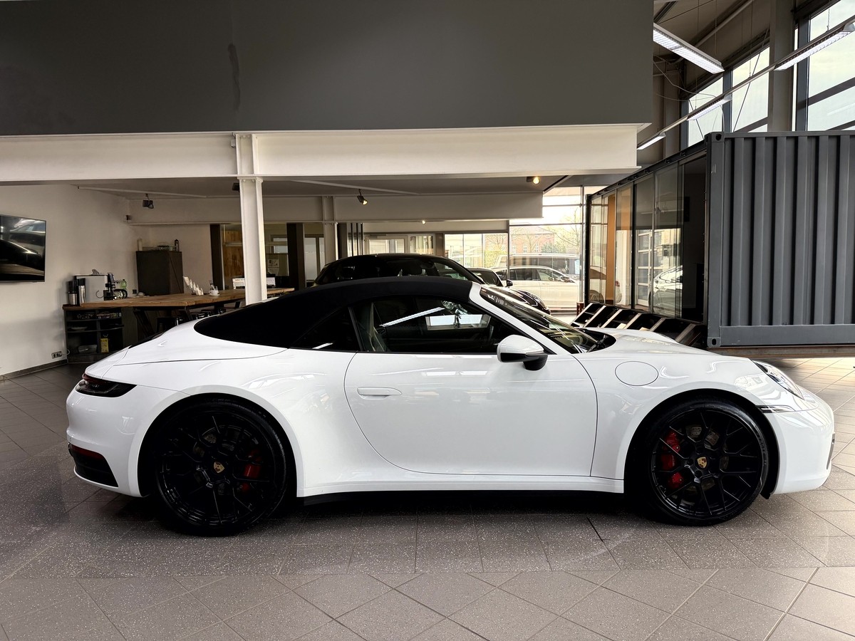 Porsche 911 Carrera S Cabrio LED 14-Wege Sport-AGA BOSE R.Cam 