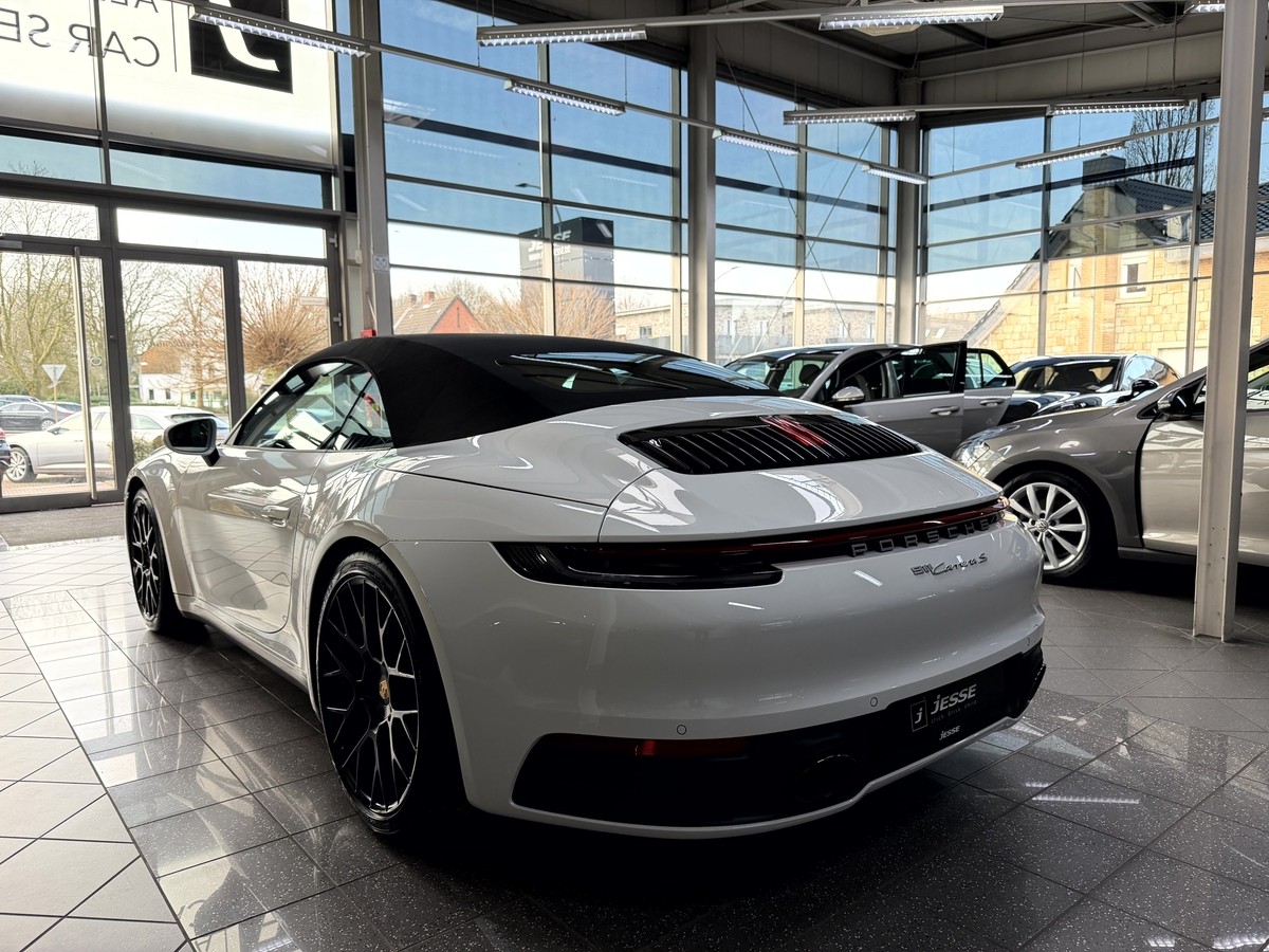 Porsche 911 Carrera S Cabrio LED 14-Wege Sport-AGA BOSE R.Cam 
