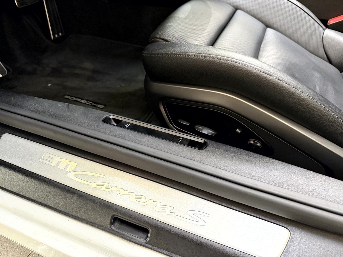 Porsche 911 Carrera S Cabrio LED 14-Wege Sport-AGA BOSE R.Cam 