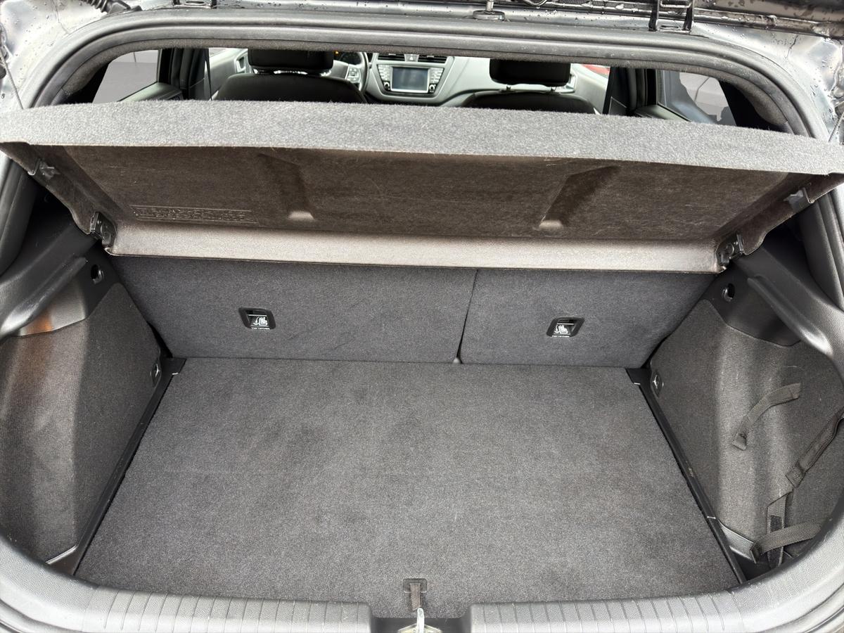 Hyundai i20 YES! Plus 1.2 i Navi*PDC*Klima