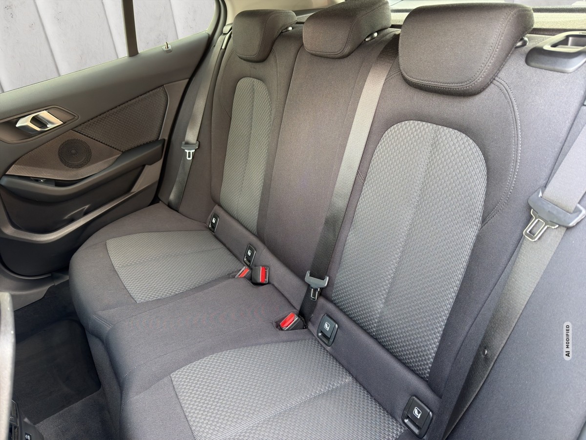 BMW 118 i DCT Advantage LED*Klima*Sitz&Lenkhzg