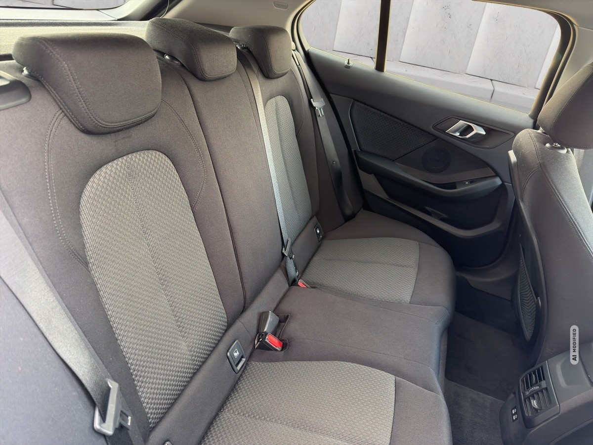 BMW 118 i DCT Advantage LED*Klima*Sitz&Lenkhzg