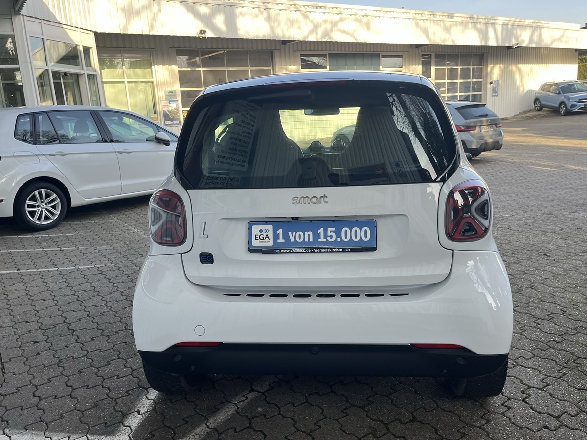 Smart ForTwo EQ Exclusive PANORAMA CAM MEDIA LED PDC SHZ ALU 22KW 