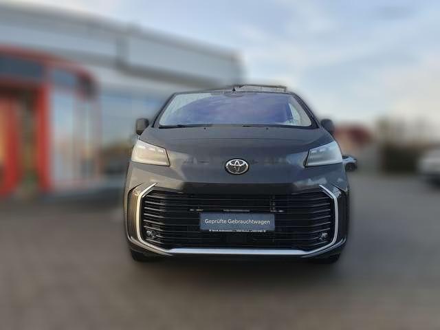 Toyota Proace 2,0-l-D-4D L2 (8-Si.) Autm. Verso Team Deutschland