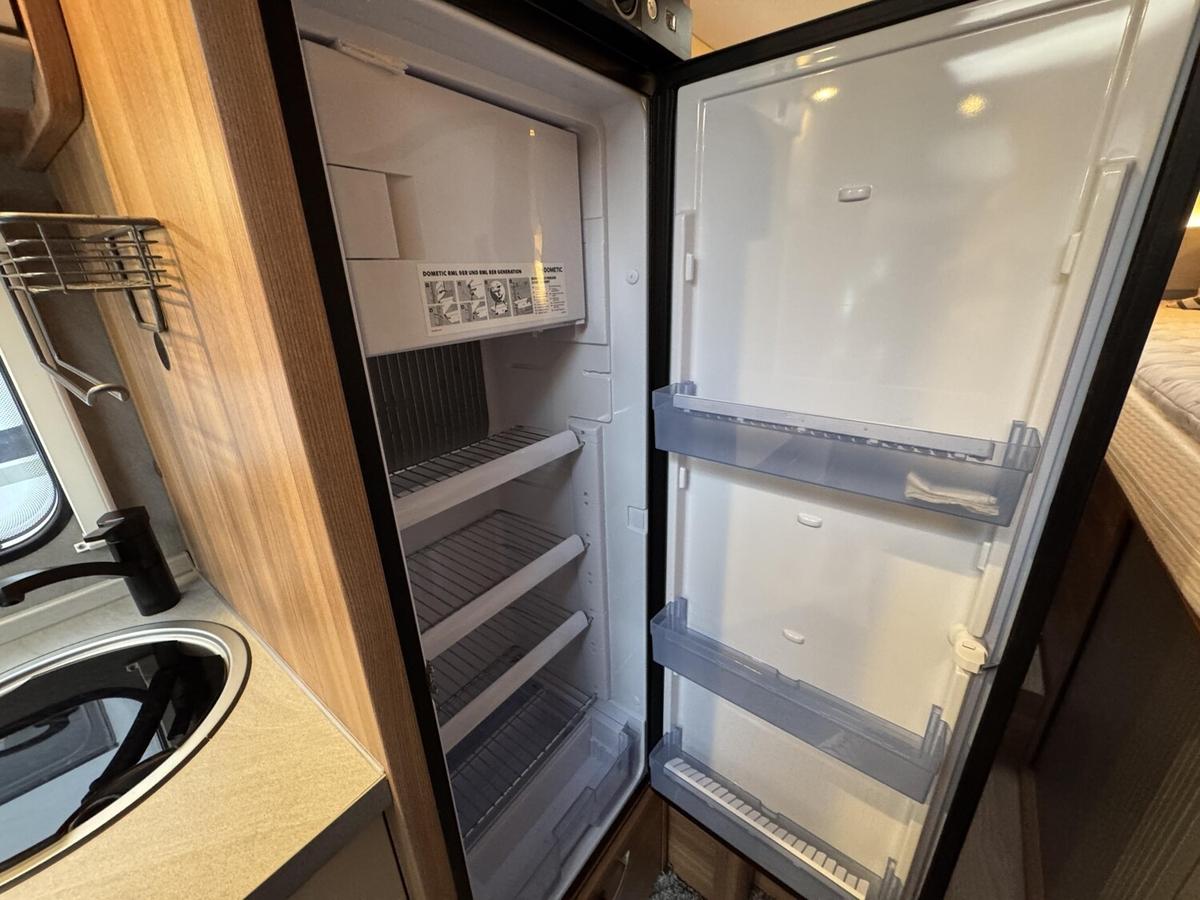 Weinsberg CaraCompact 600 MEG Pepper Sat-TV+Solar+Markise+Kamera