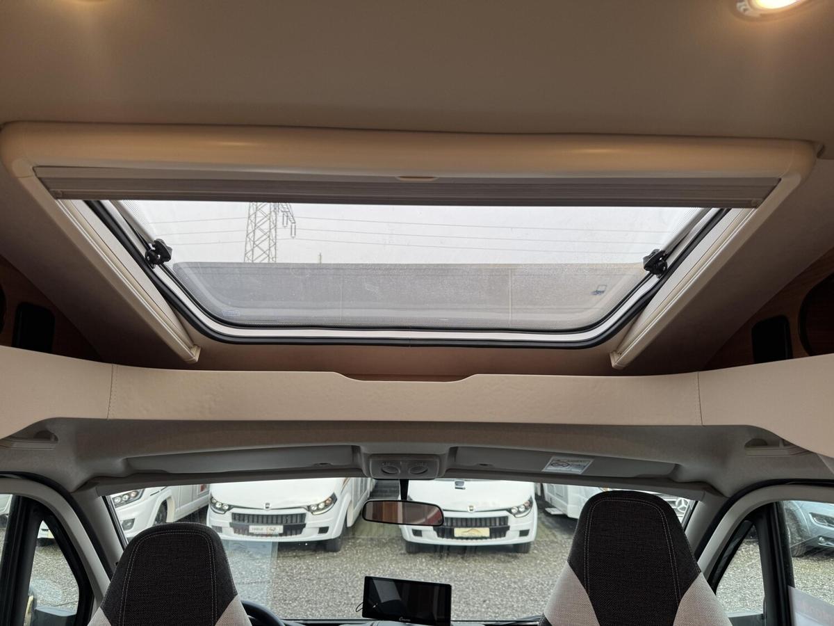 Weinsberg CaraCompact 600 MEG Pepper Sat-TV+Solar+Markise+Kamera