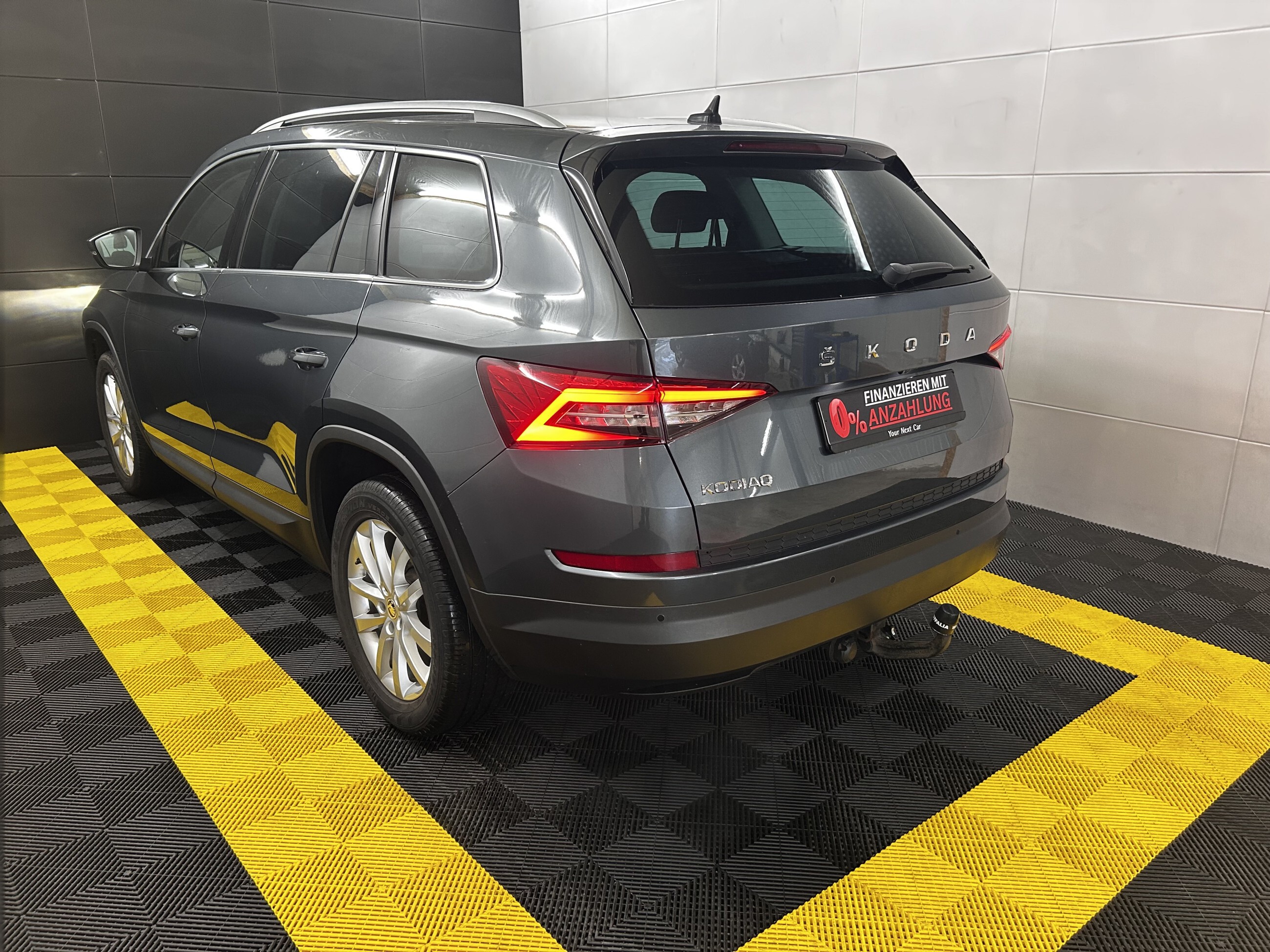 Skoda Kodiaq Ambiente+Carplay+Keyless+LED+AHK+DAB+Navi