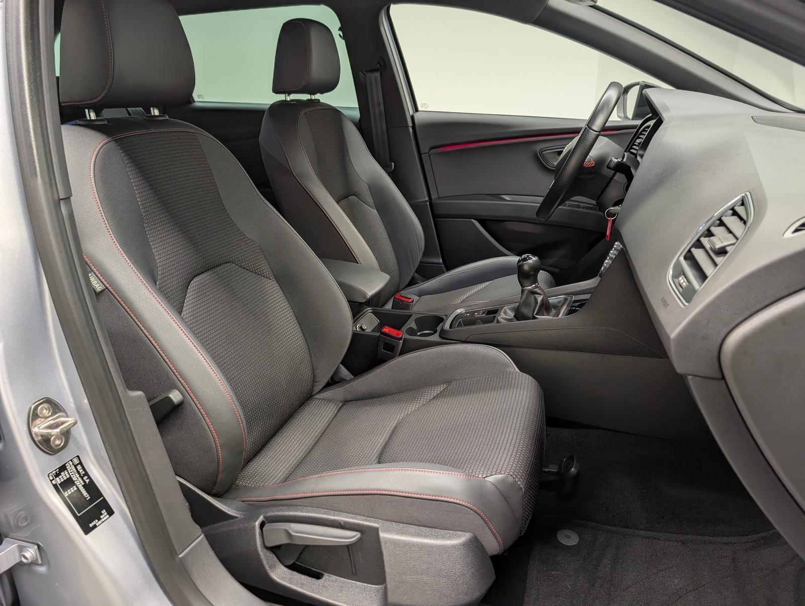 Seat Leon ST FR LED/SHZ/Navi/Kam/DAB/ACC/AHK/18-LM