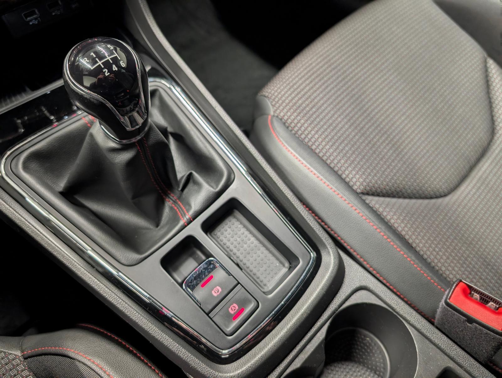 Seat Leon ST FR LED/SHZ/Navi/Kam/DAB/ACC/AHK/18-LM