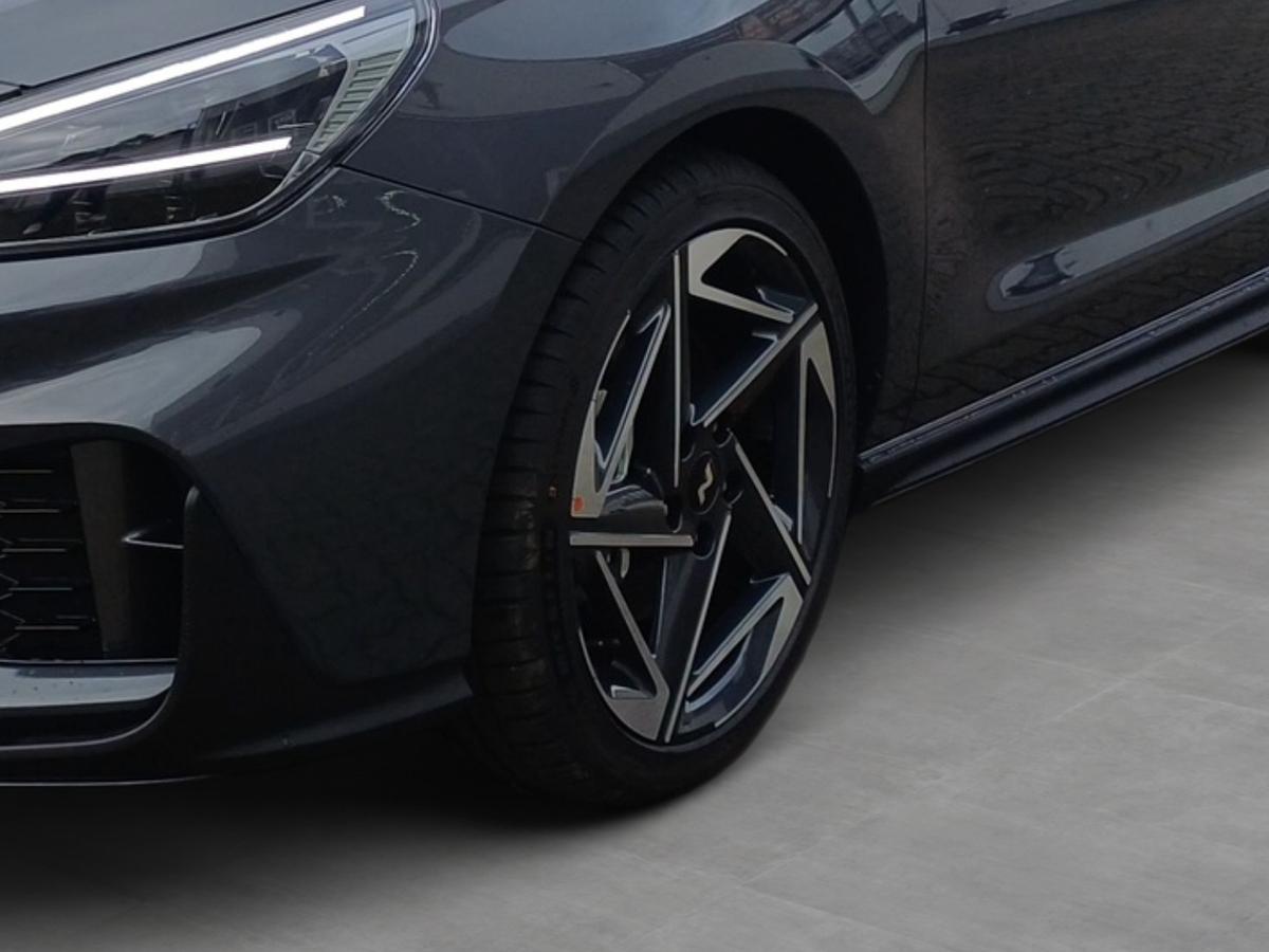 Hyundai i30 1.5 T-GDI 48V 7-DCT N LINE Navi+SH+PDC