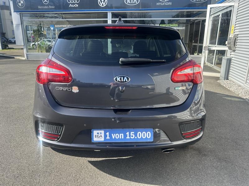 Kia cee'd / Ceed 1,6 GDI DREAM TEAM KLIMA*SHZG*BTH*NAVI*ALU*R-CAM