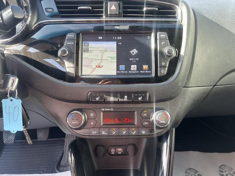 Kia cee'd / Ceed 1,6 GDI DREAM TEAM KLIMA*SHZG*BTH*NAVI*ALU*R-CAM