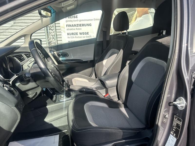 Kia cee'd / Ceed 1,6 GDI DREAM TEAM KLIMA*SHZG*BTH*NAVI*ALU*R-CAM