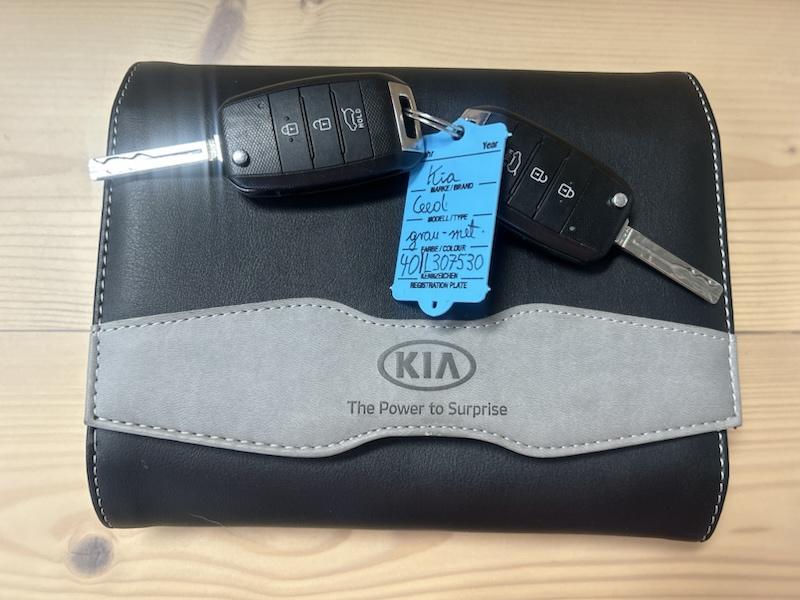 Kia cee'd / Ceed 1,6 GDI DREAM TEAM KLIMA*SHZG*BTH*NAVI*ALU*R-CAM