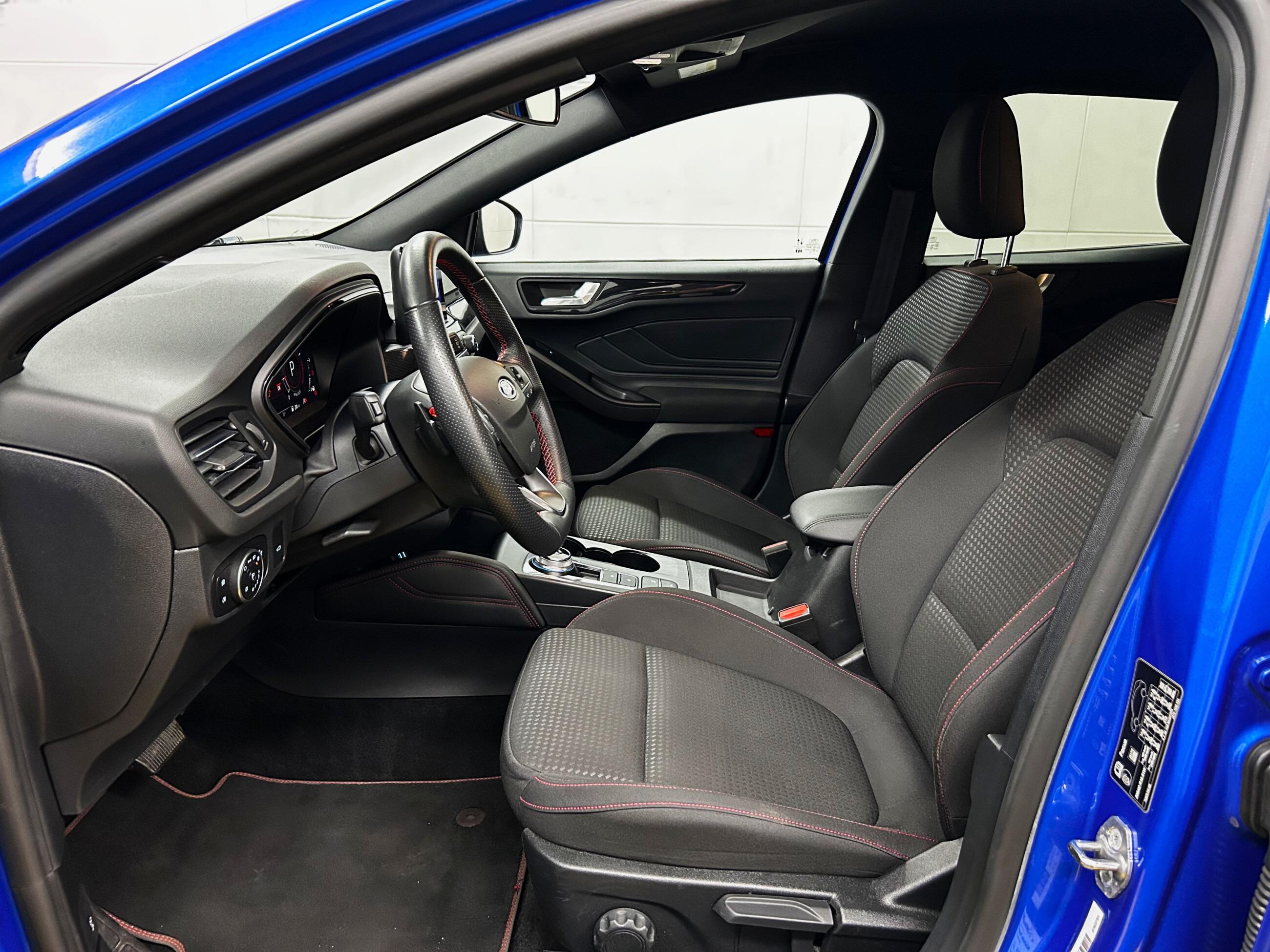 Ford Focus ST-Line X+Winter Paket+LED+Navi+Temp+Kam