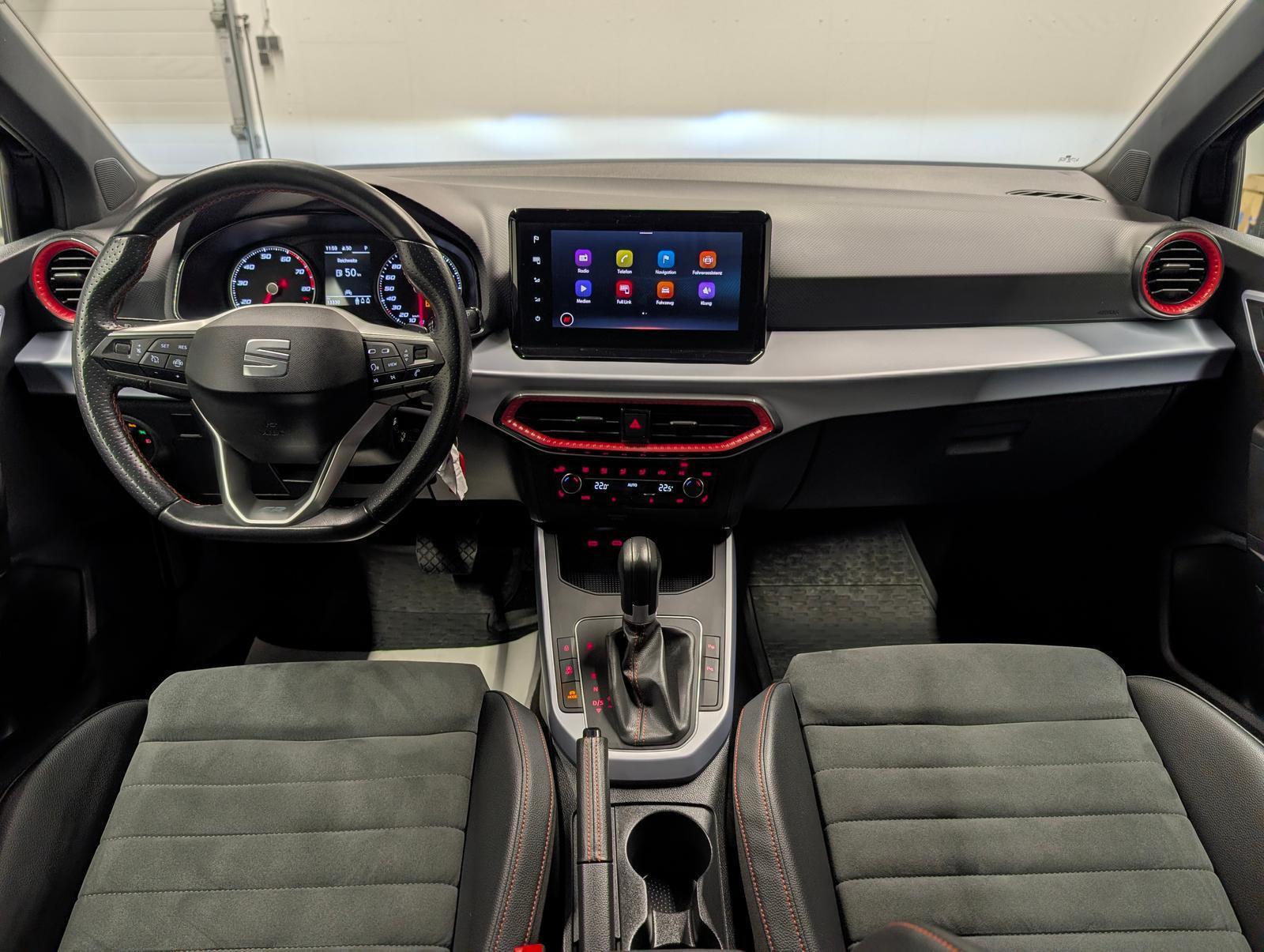 Seat Arona FR LED/Navi/SHZ/Kam/Parkass./Tempom./17-LM