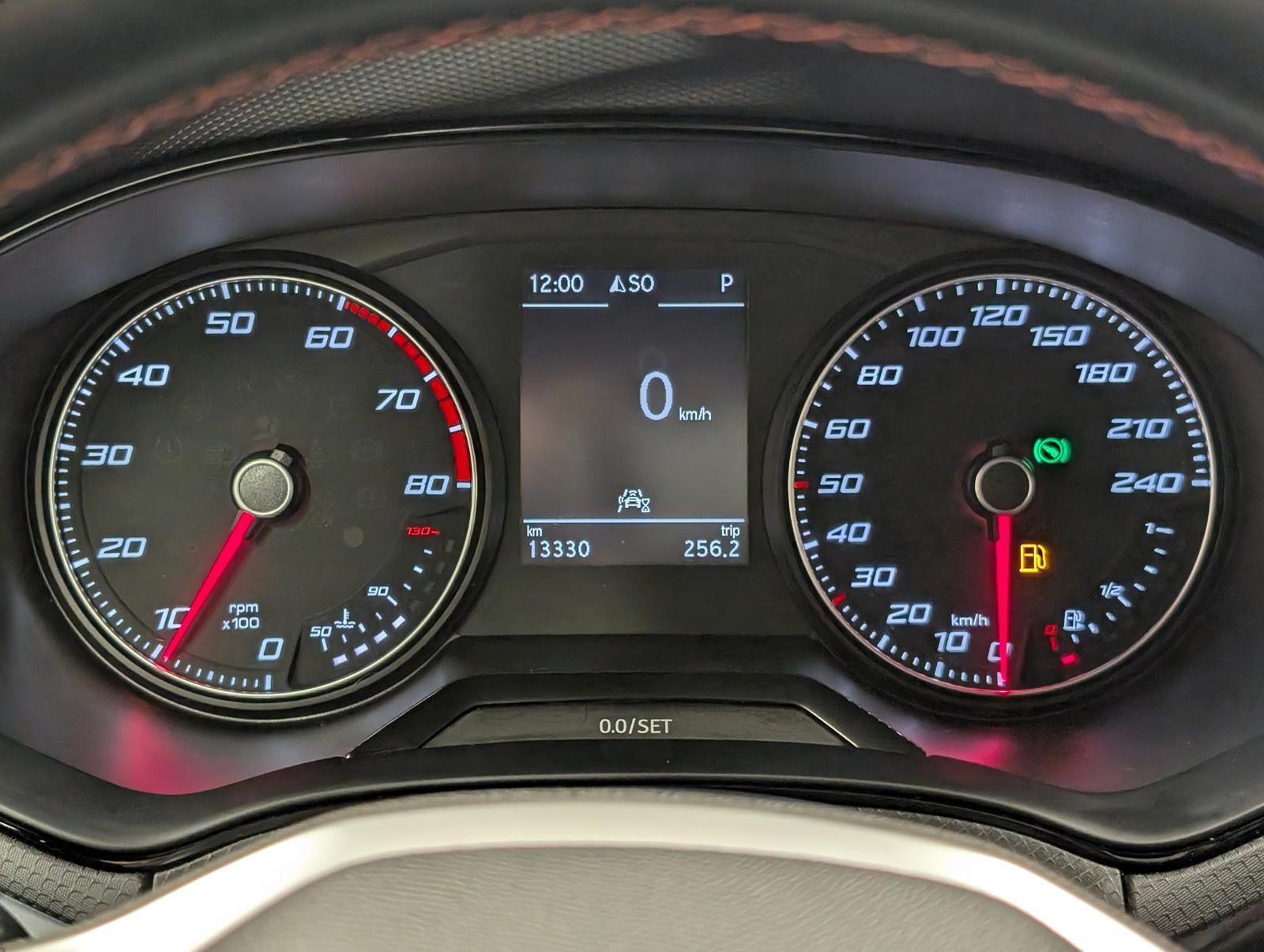 Seat Arona FR LED/Navi/SHZ/Kam/Parkass./Tempom./17-LM