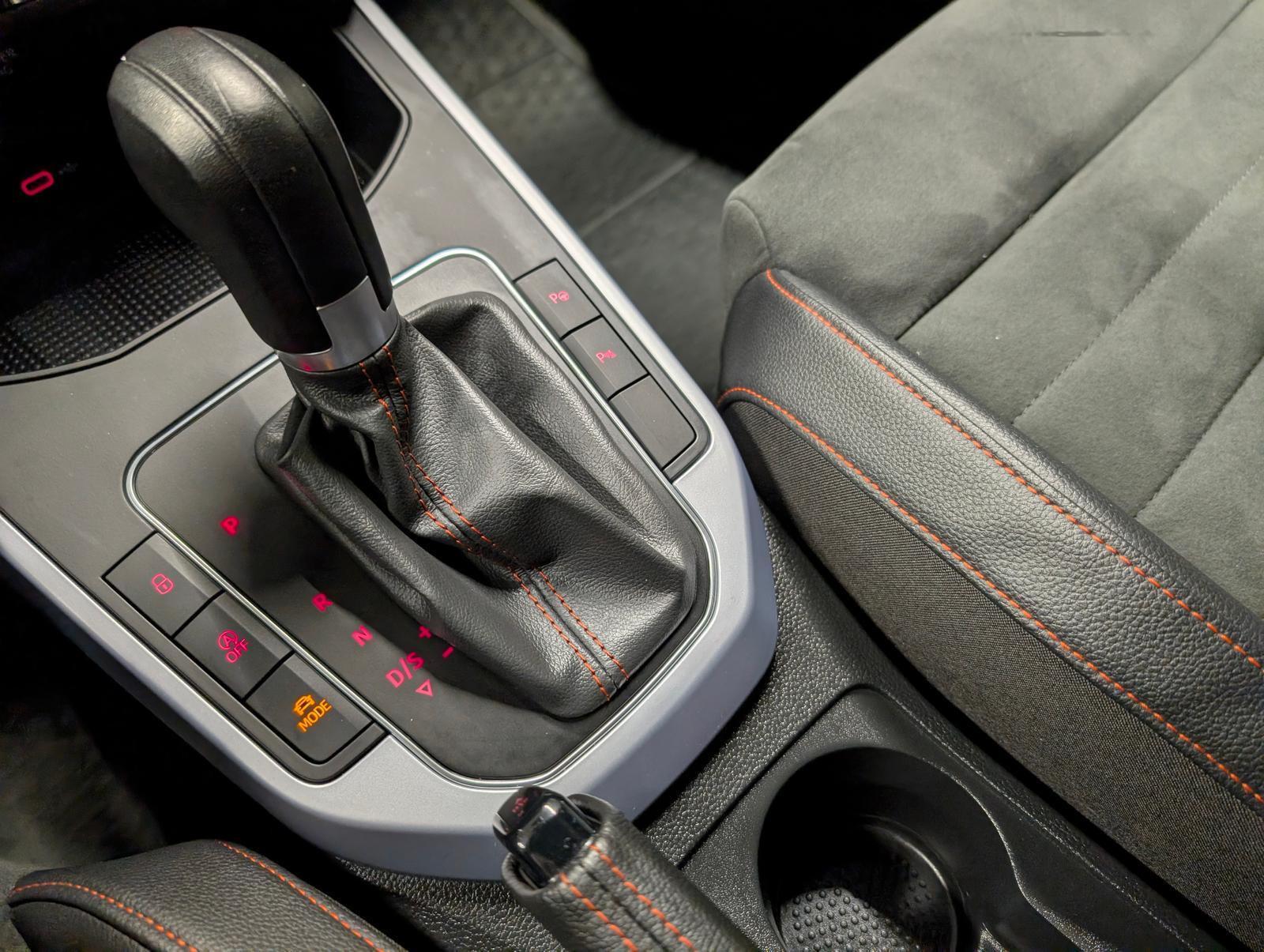 Seat Arona FR LED/Navi/SHZ/Kam/Parkass./Tempom./17-LM