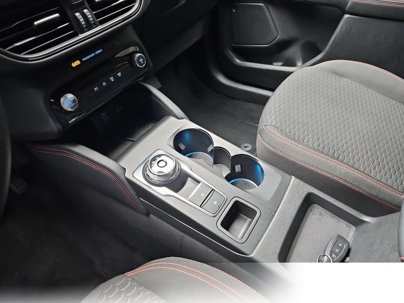 Ford Kuga 1.5 EB AUTO. ST-LINE NAVI LED KLIMAAUTO WINTER SIC