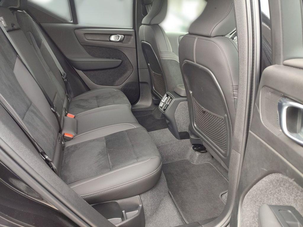 Volvo XC40 XC40 B4 Ultra Dark Mild-Hybrid SITZHEIZUNG+NAVI