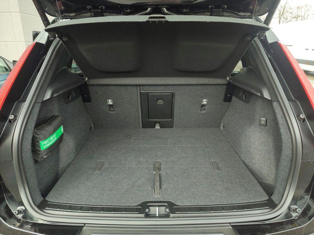 Volvo XC40 XC40 B4 Ultra Dark Mild-Hybrid SITZHEIZUNG+NAVI