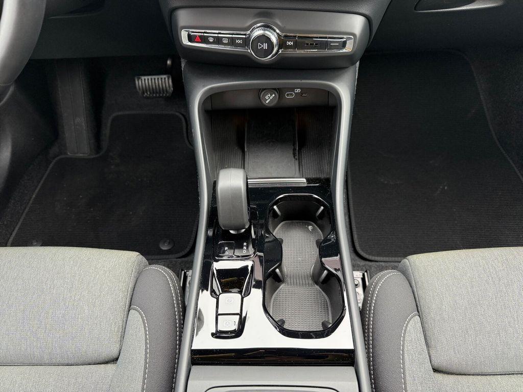 Volvo XC40 XC40 B3 2WD Plus Dark Mild-Hybrid 360° R-KAMERA