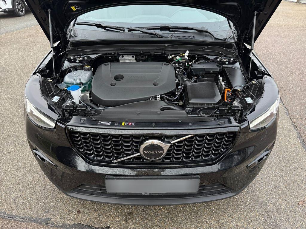 Volvo XC40 XC40 B3 2WD Plus Dark Mild-Hybrid 360° R-KAMERA