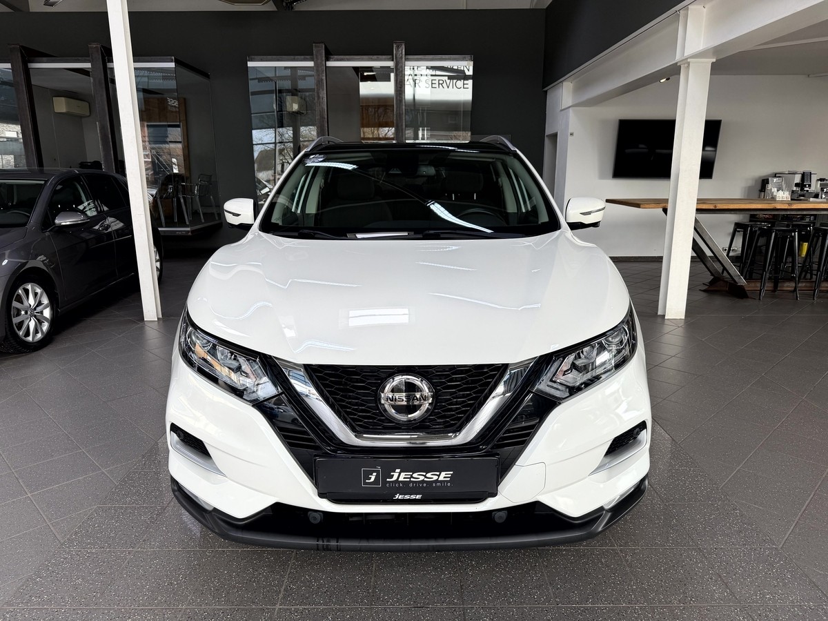 Nissan Qashqai 1.3 DIG-T DCT N-Connecta Pano. 360 AHK 