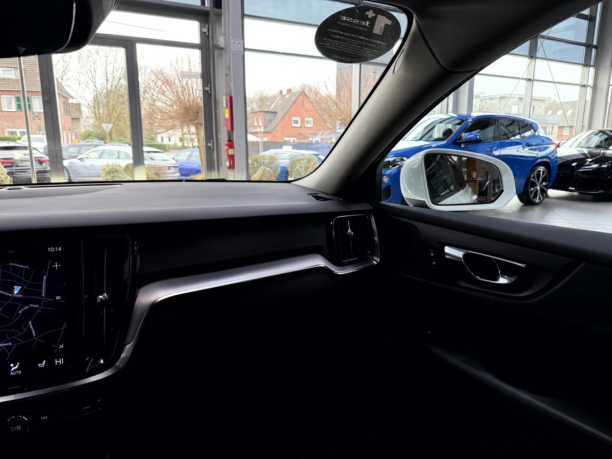Volvo V60 B4 D Momentum Pro LED Navi R.Cam 