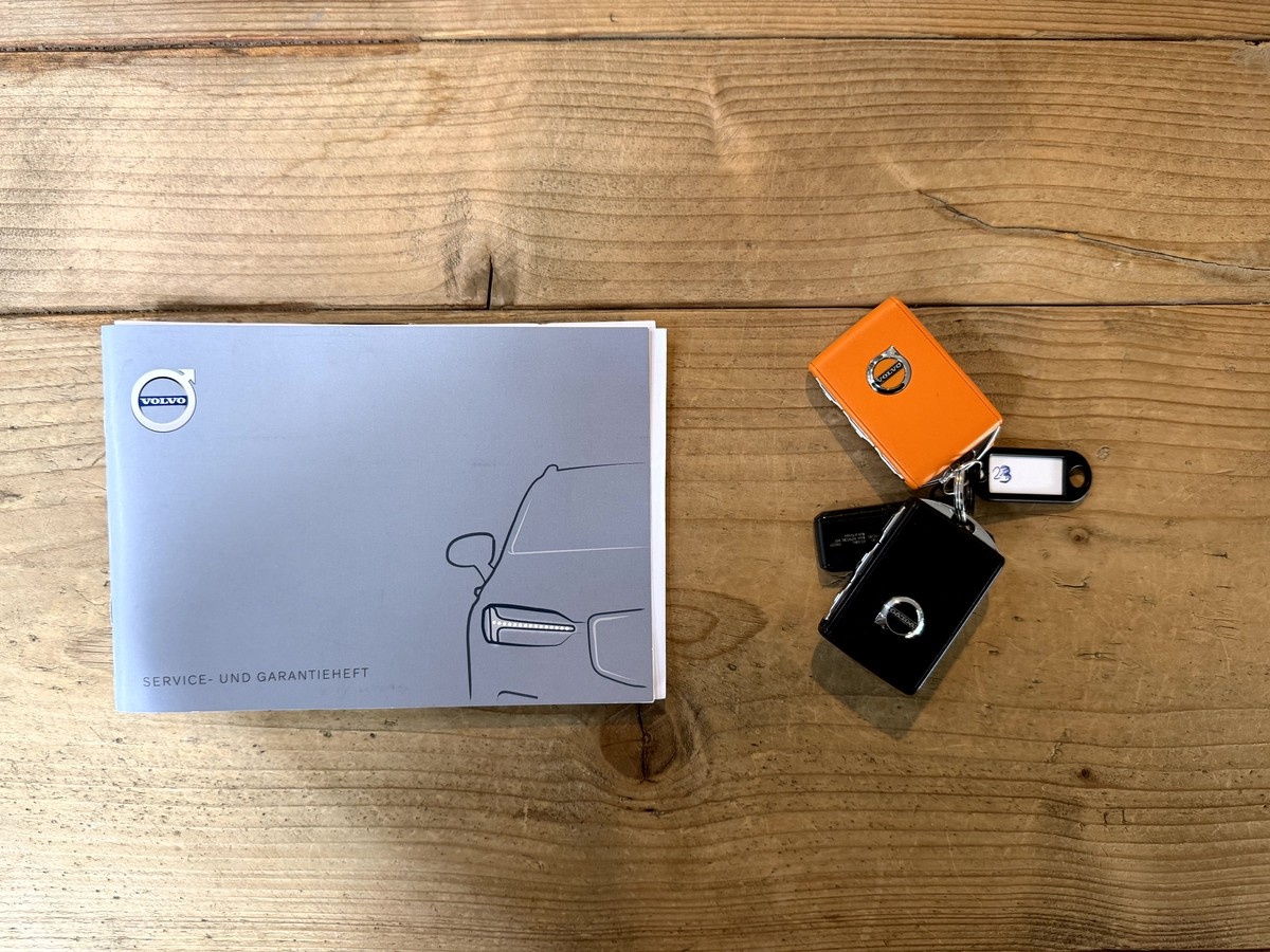 Volvo V60 B4 D Momentum Pro LED Navi R.Cam 
