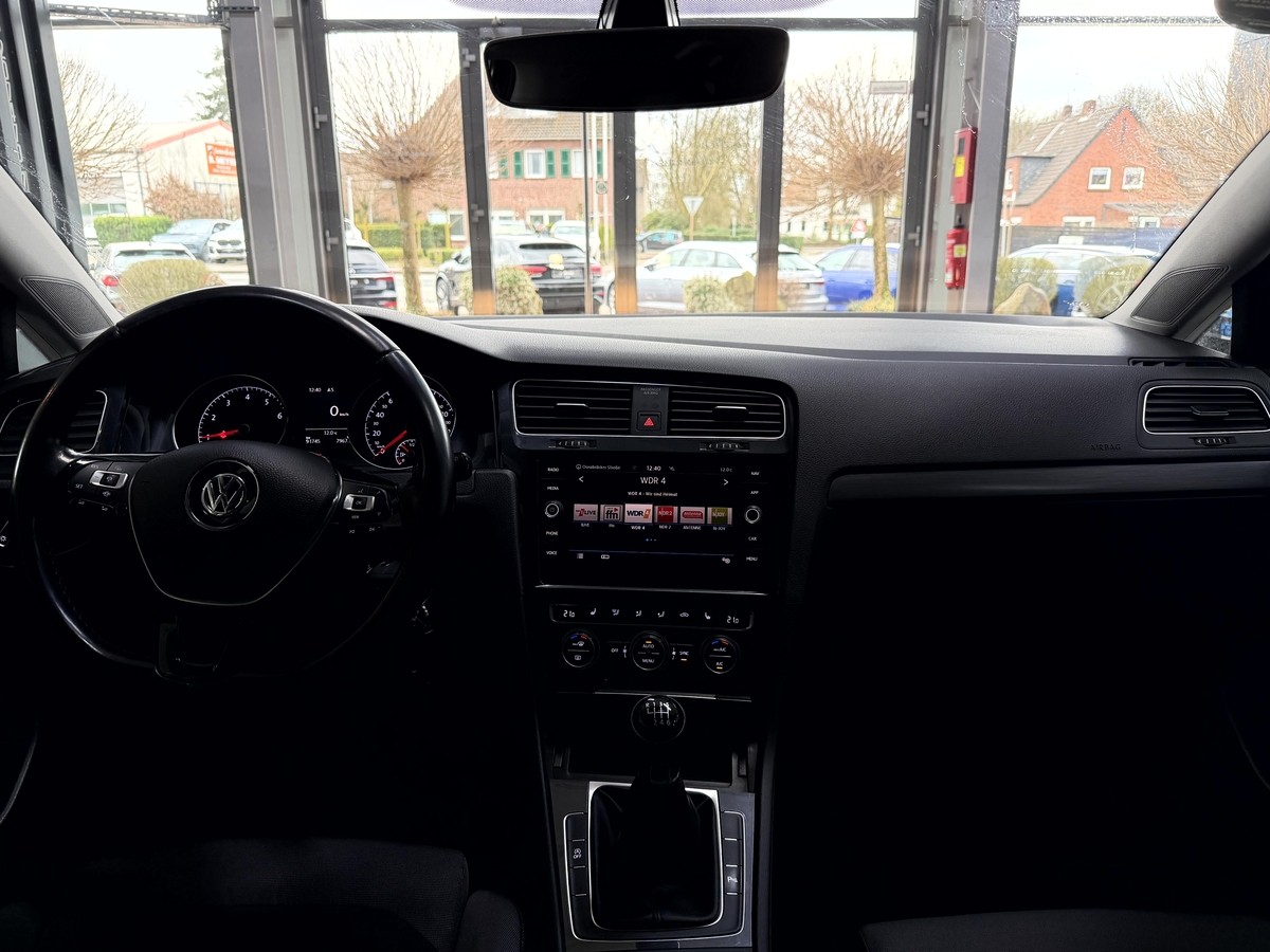Volkswagen Golf VII 1.0 TSI Comfortline ACC Navi SHZ PDC