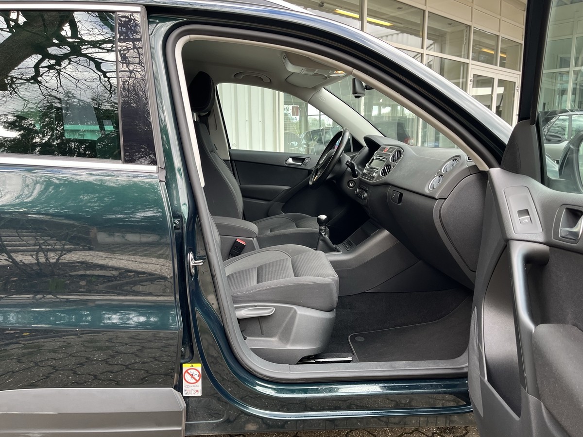 Volkswagen Tiguan 1.4 TSI BMT*TEAM*AHK SCHWENKBAR*17