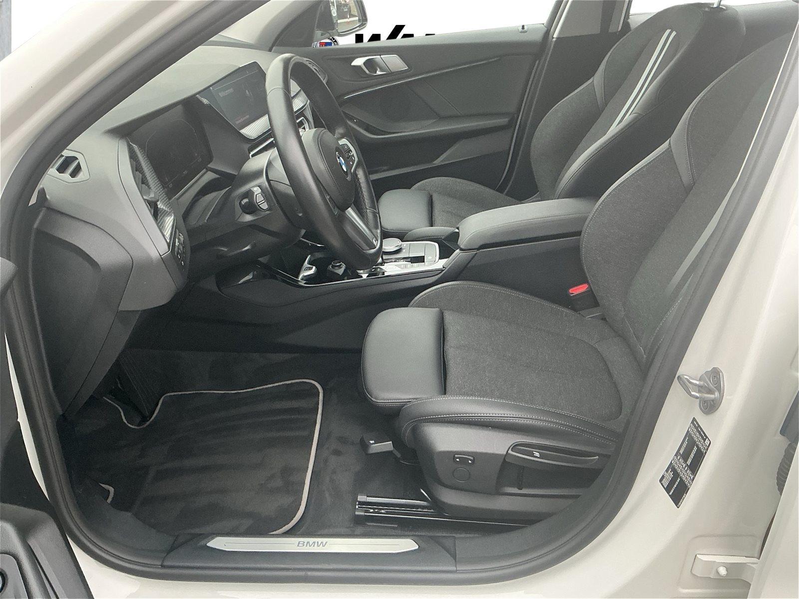 BMW 118 SPORT LINE DKG LC PROF AHK HUD GRA PDC HIFI DAB WLAN