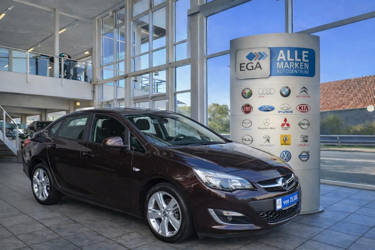 Opel Astra J LIM 1.4 TURBO