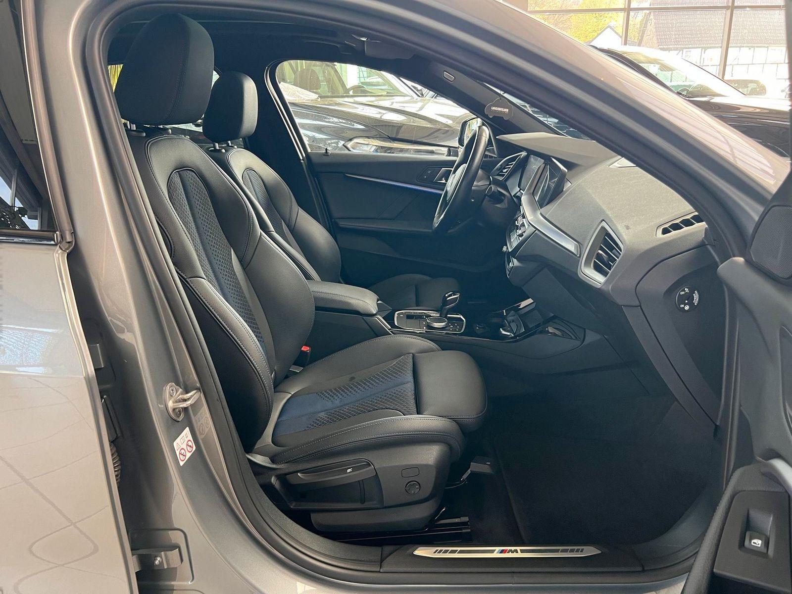 BMW 118 d M Sport PANO*NAVI*CARPLAY*KAMERA*APP*S+LHZ