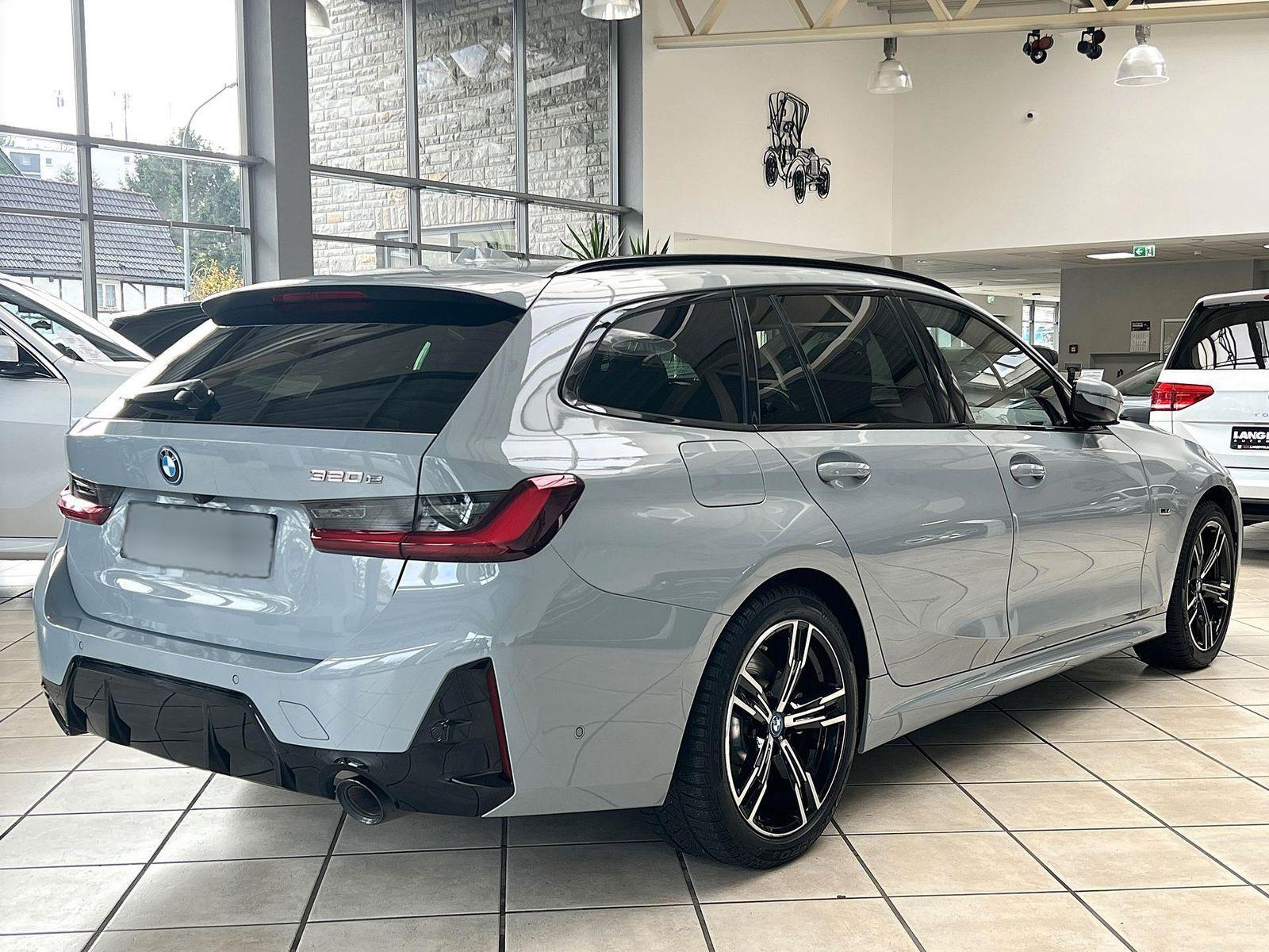 BMW 320 e Touring M-Sport HUD|PANO|ACC|RFK|INNOVATION