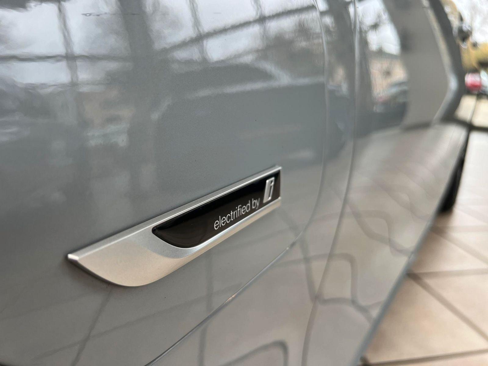 BMW 320 e Touring M-Sport HUD|PANO|ACC|RFK|INNOVATION